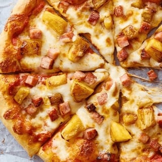 18" Hawaiian Pizza